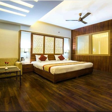 Hotel Apex International Τζοντχπούρ Εξωτερικό φωτογραφία