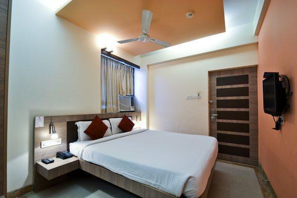 Hotel Apex International Τζοντχπούρ Εξωτερικό φωτογραφία
